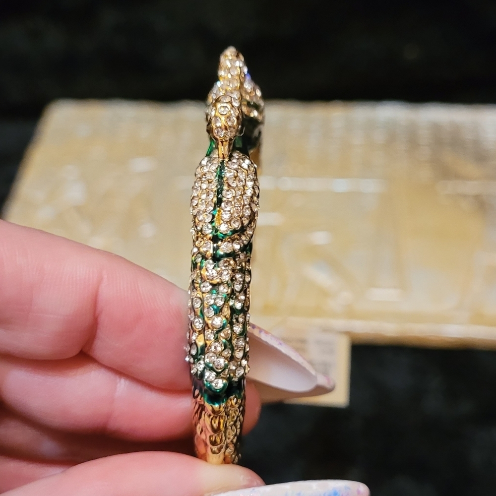 SOLD Amrita Singh Rare Red Austrian Crystal Emerald Peacock Gold Hinge Bracelet - Picture 5 of 16